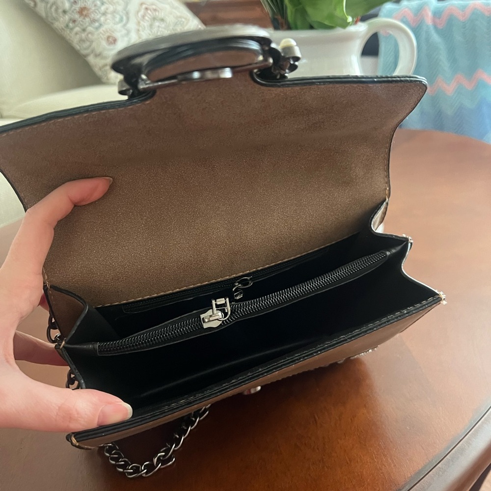 Purse - Picture 4 of 4